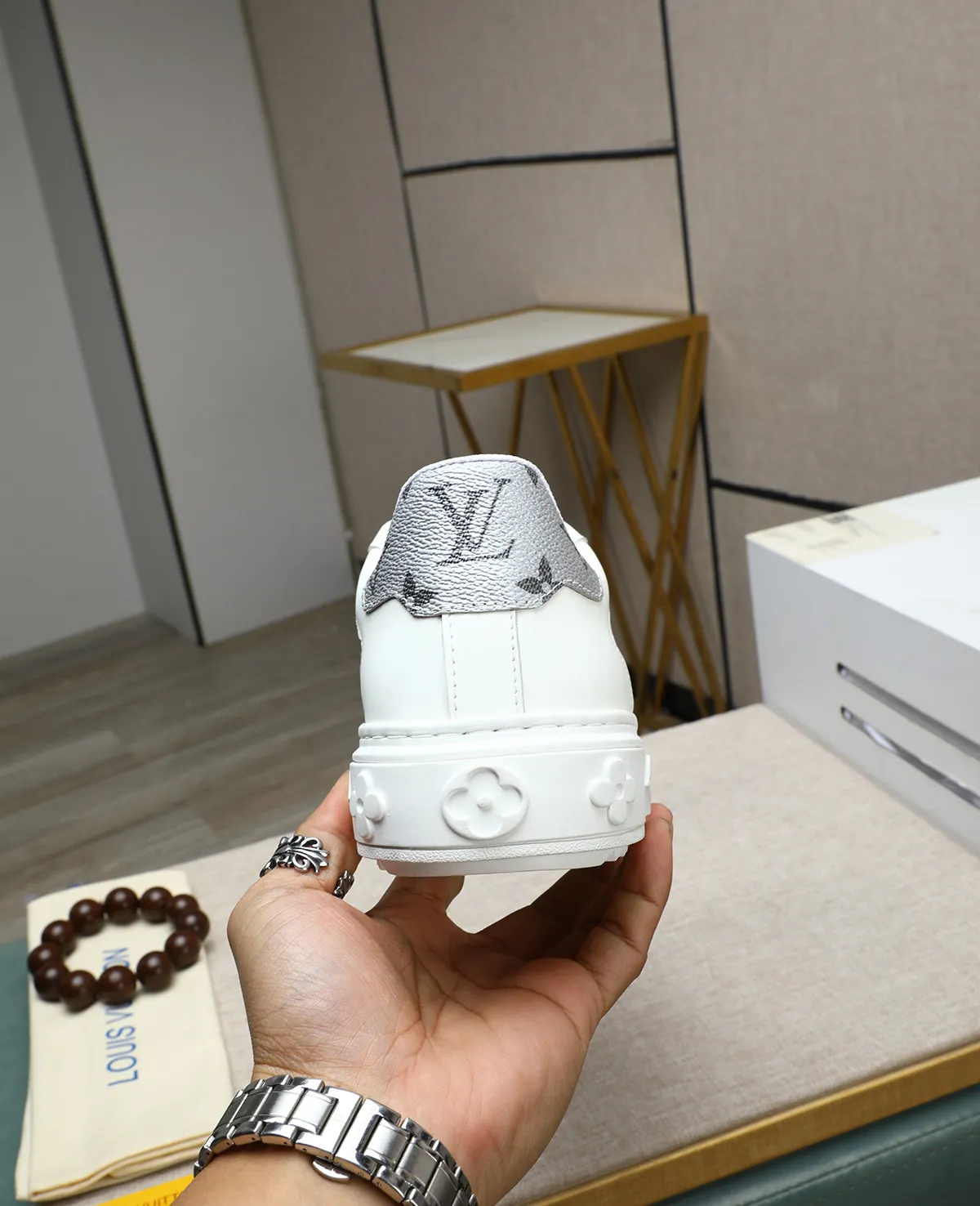 Men's men's shoes 💰540 📛📛(Niuli) high-end [LOUIS VUITTON] Louis Vuitton official website synchronized new products 👟Milan fashion catwalk style 🇰🇾🇰🇾LV family logo, celebrity style, a must-have for fashionistas ⚠️Top-layer calfskin ➕Cow leather lining ➕Mesh lining Official website original special outsole👞Number 38-44